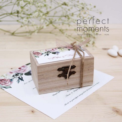 Μπομπονιέρα γάμου κουτί ξύλινο με θέμα λουλούδια