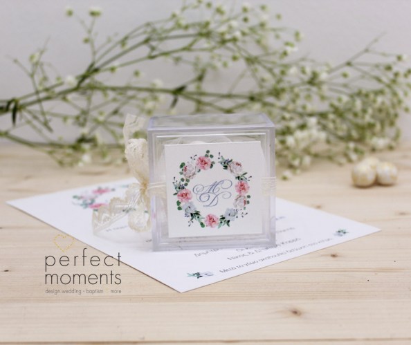 Μπομπονιέρα Γάμου Κουτί Plexiglass Στεφάνι με Λουλούδια